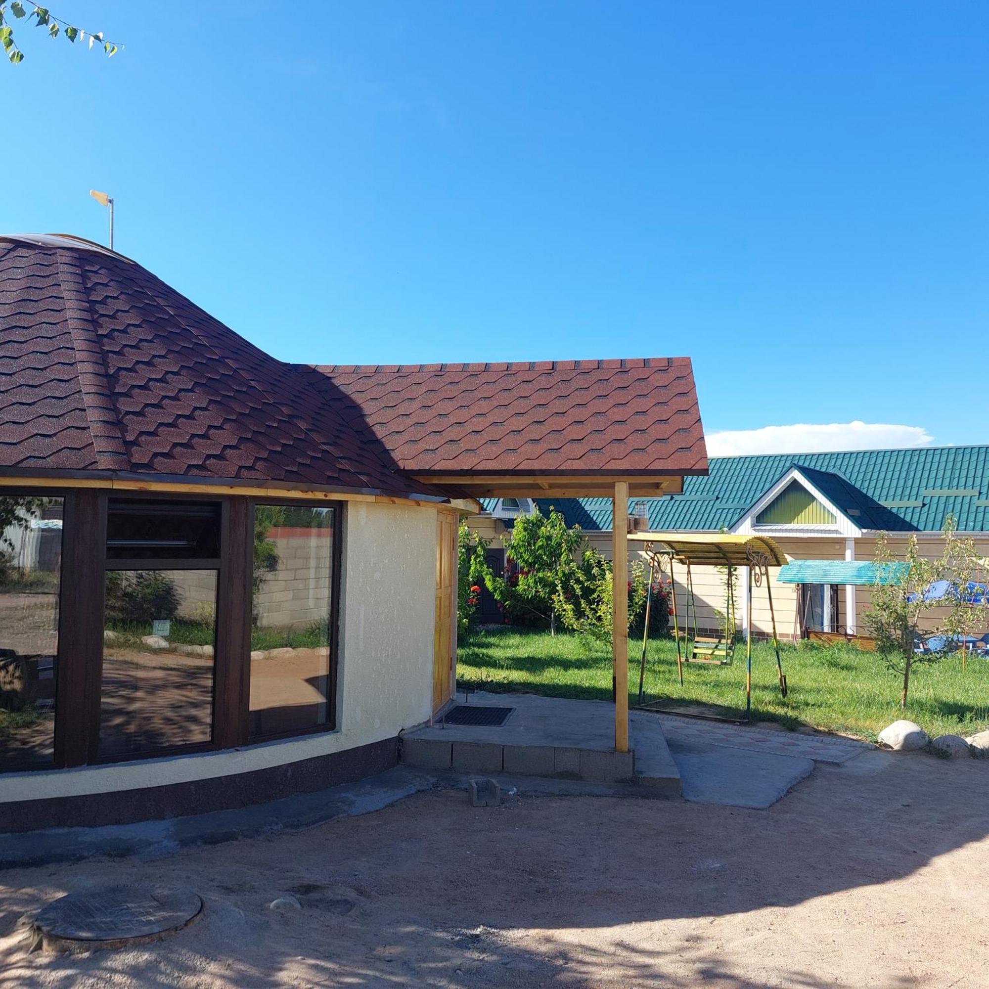 Svetlana Guest House Bokonbayevo Buitenkant foto