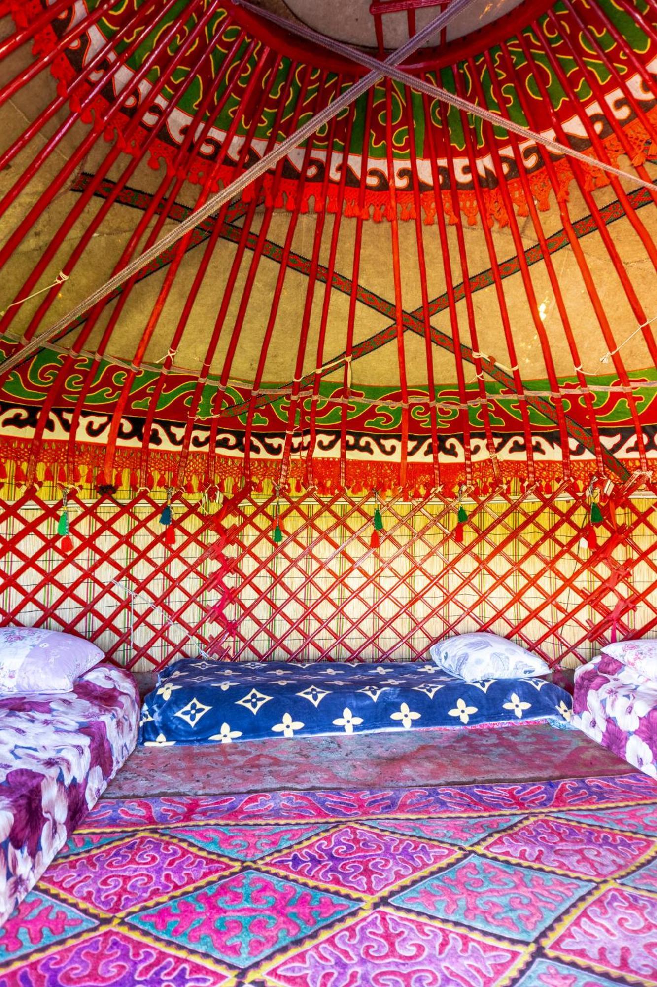 Svetlana Guest House Bokonbayevo Buitenkant foto